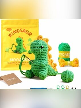 Mooakse Crochet Dinosaur Kit - Yellow & Green